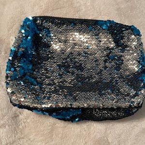 Two tone sequin makeup bag NWT